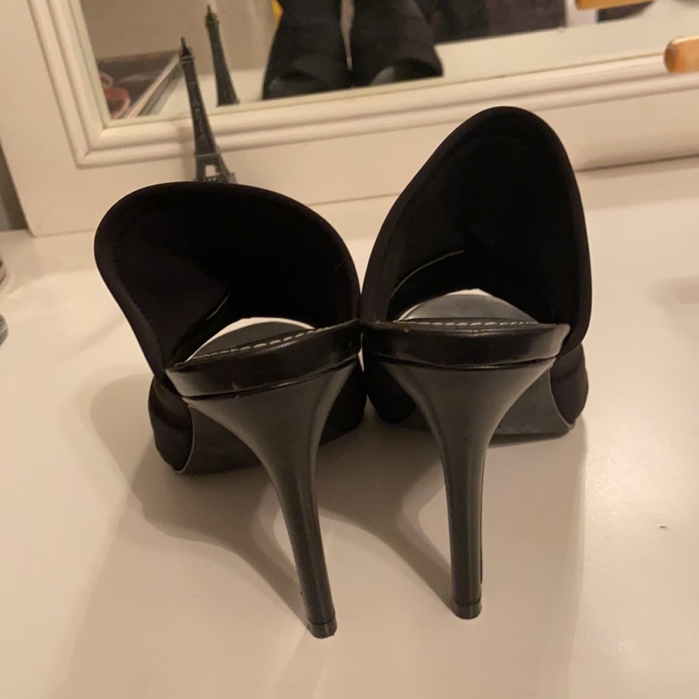 Black Open Toe, Open Back Heels. Sharp Looking On. - image 4